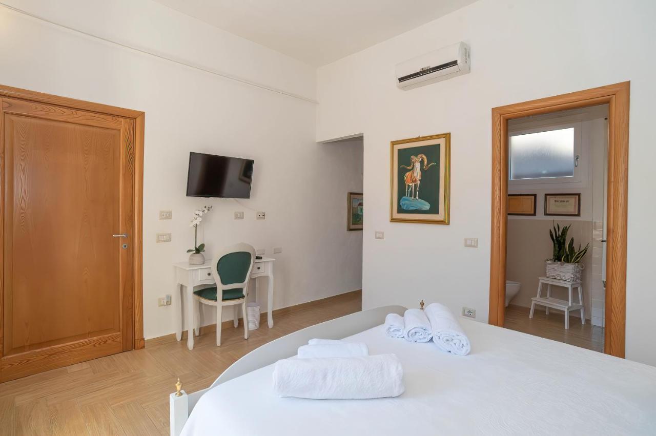 La Casa Del Pittore Olbia Ngoại thất bức ảnh